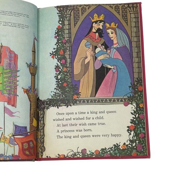 Walt Disney's Sleeping Beauty (Wonderful World of Reading) Hardcover Book (1974) - Picture 4 of 7